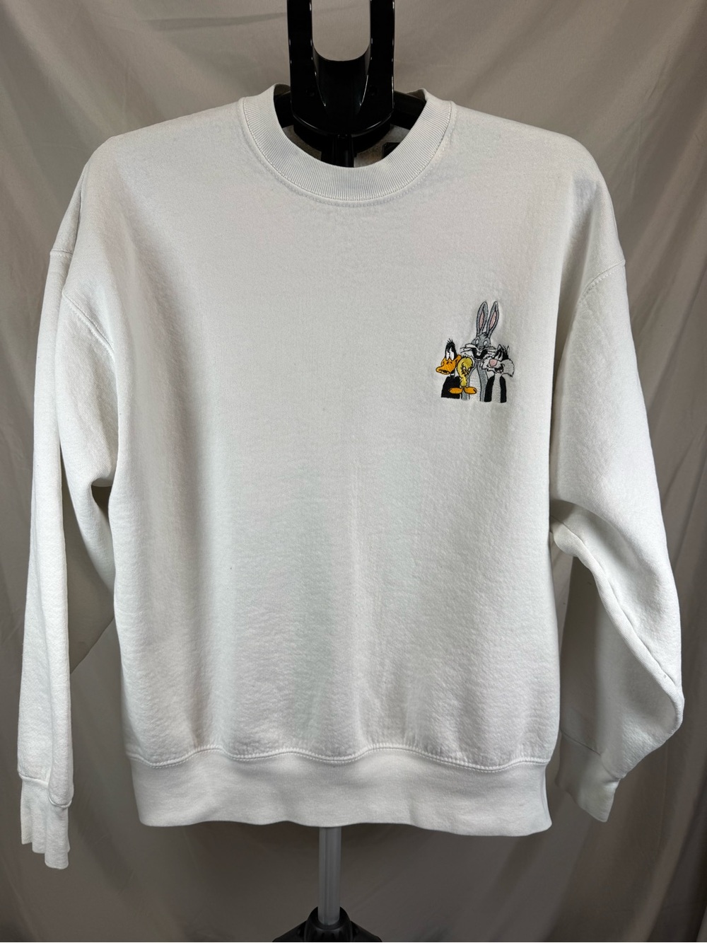 Vintage 90s Looney Tunes Embroidered Crewneck Sweatshirt - XL